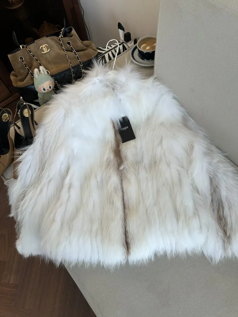 Fendi Шуба