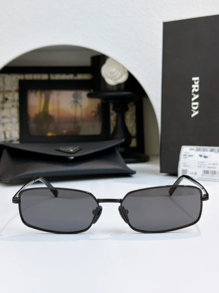 Prada Очки