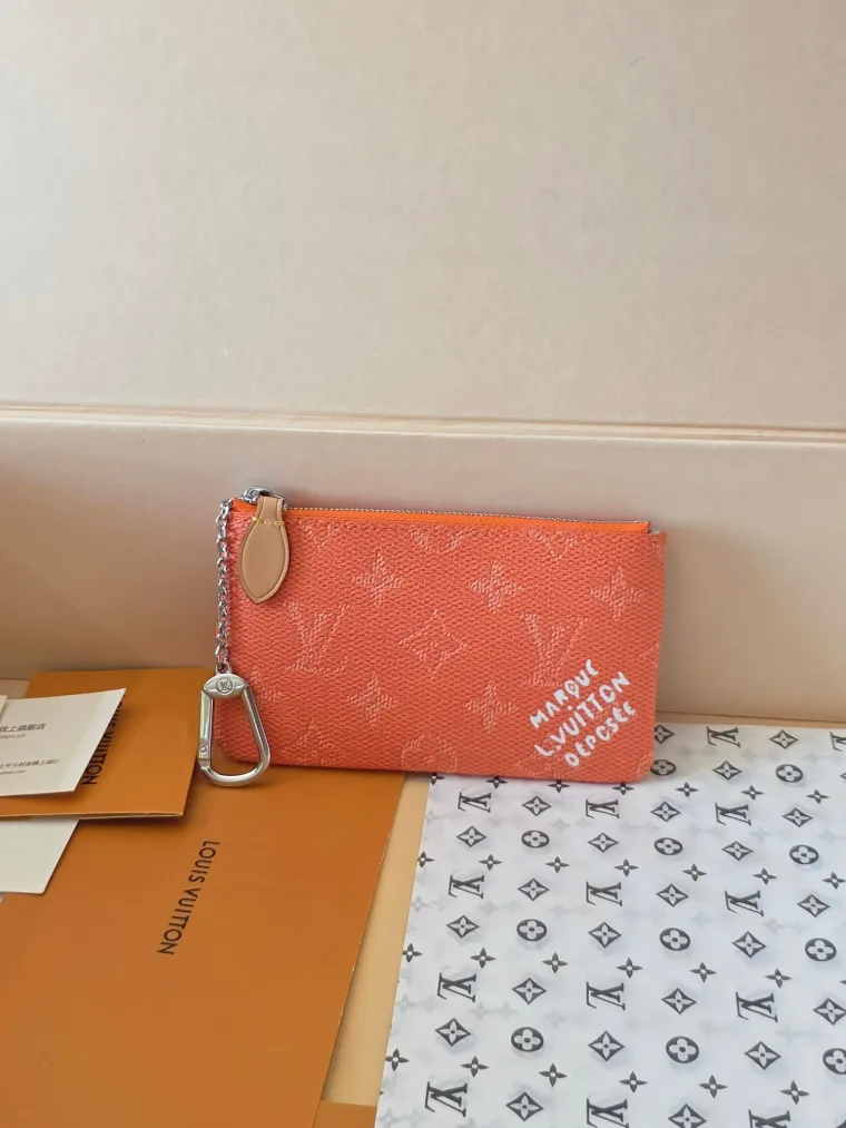 Louis Vuitton Кошелек
