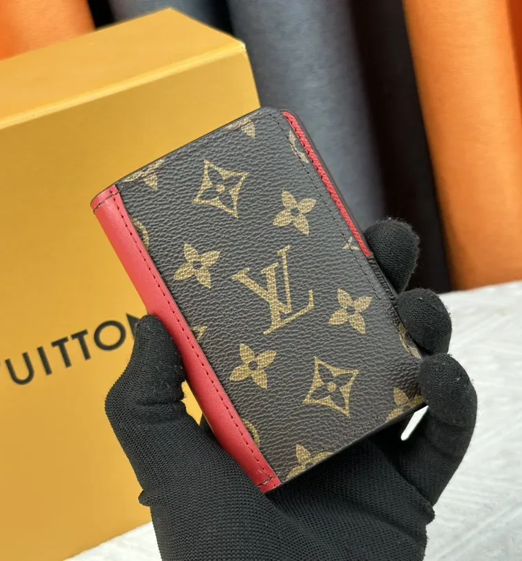 Louis Vuitton Кошелек