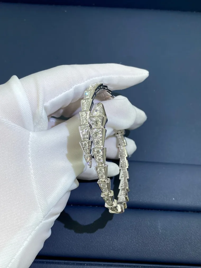 Bvlgari Браслет из белого золота с бриллиантами