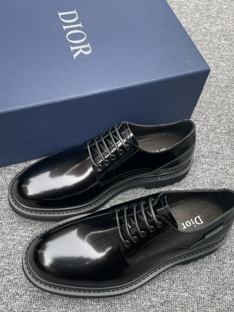 Dior Explorer Дерби