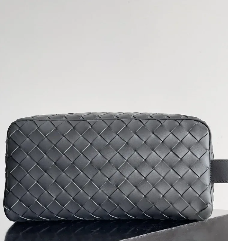 Bottega Veneta Косметичка