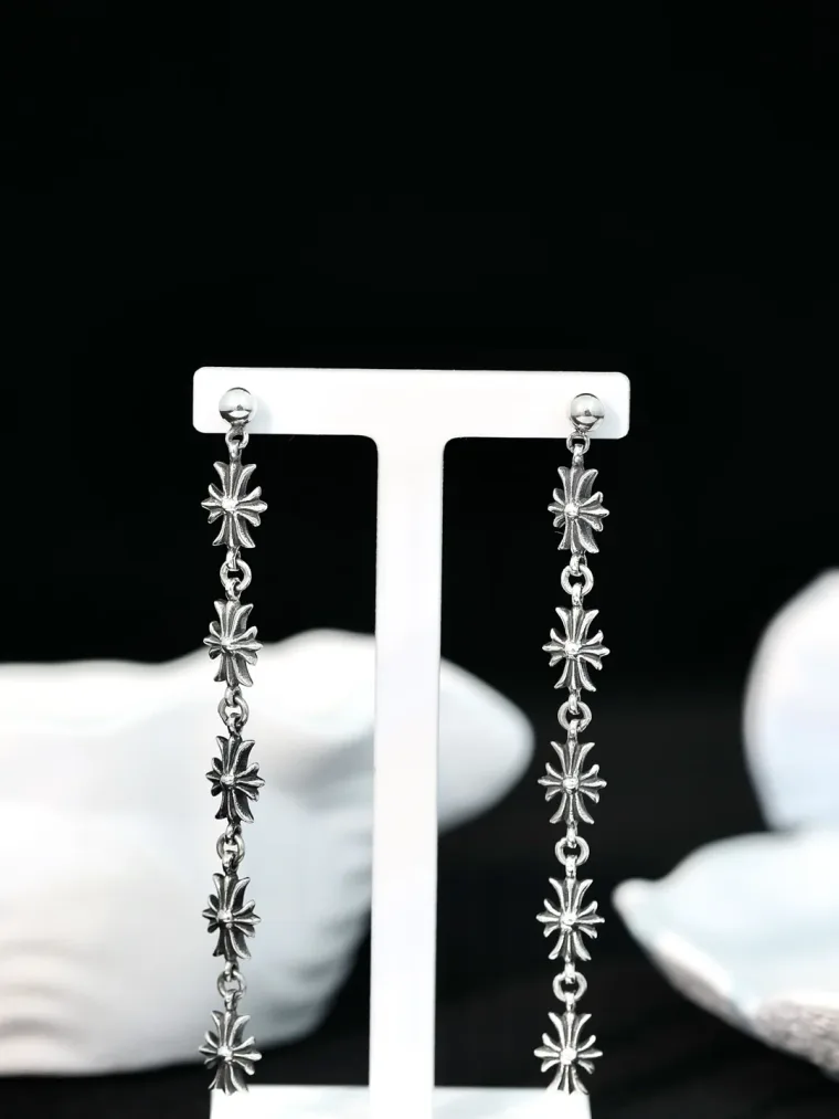 Chrome Hearts Длинные серьги Tiny E CH Plus из серебра