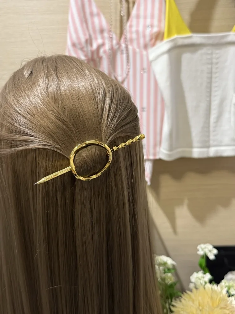 Chanel Заколка