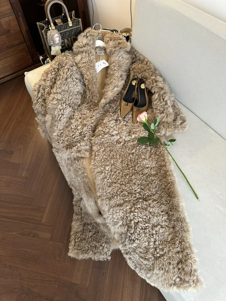 Hermes Шуба