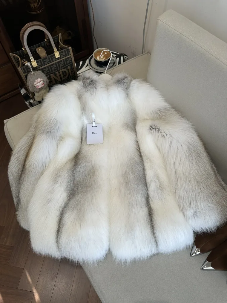 Dior Шуба