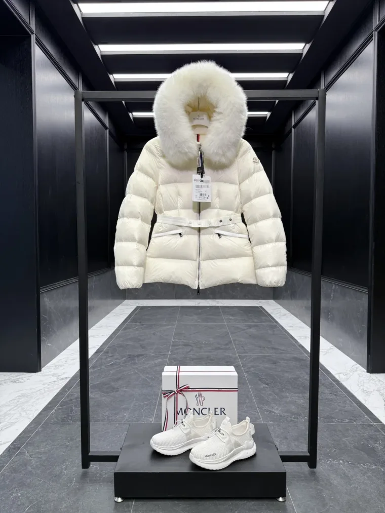 Moncler Boed