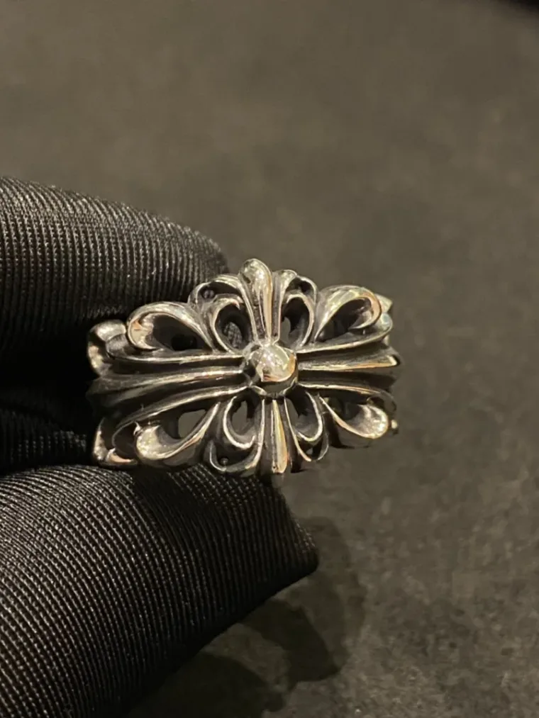 Chrome Hearts Keeper — открытое кольцо с цветочным крестом