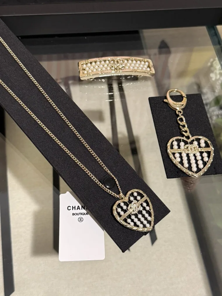 Chanel Колье