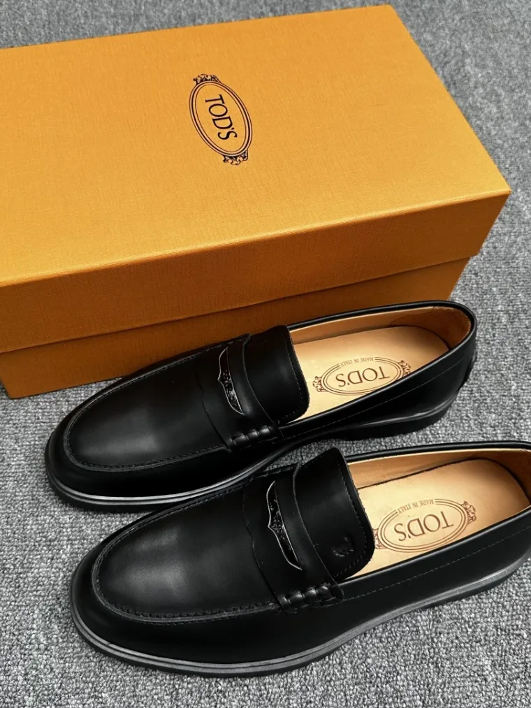 TODS Лоферы