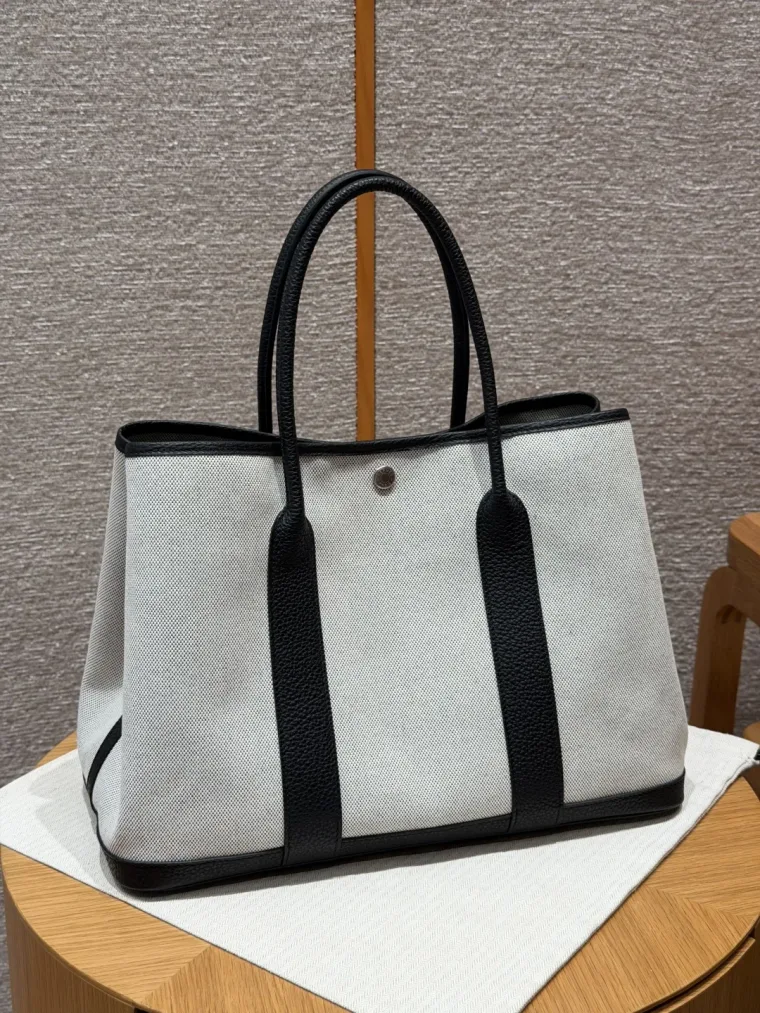 Hermes Garden Party 36