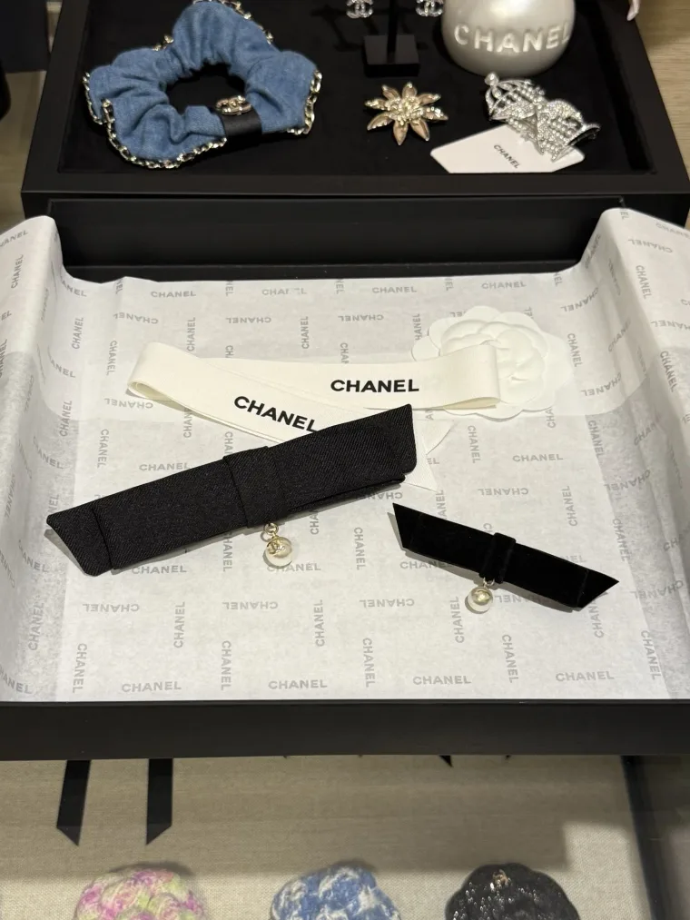 Chanel Заколка