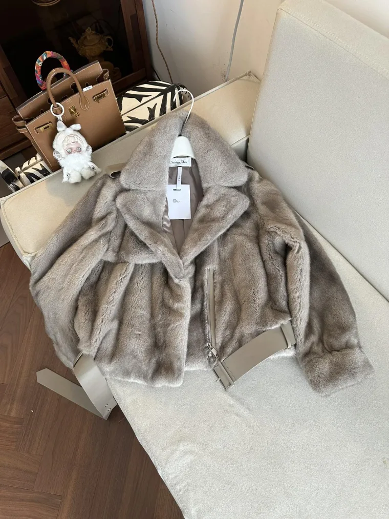 Dior Шуба