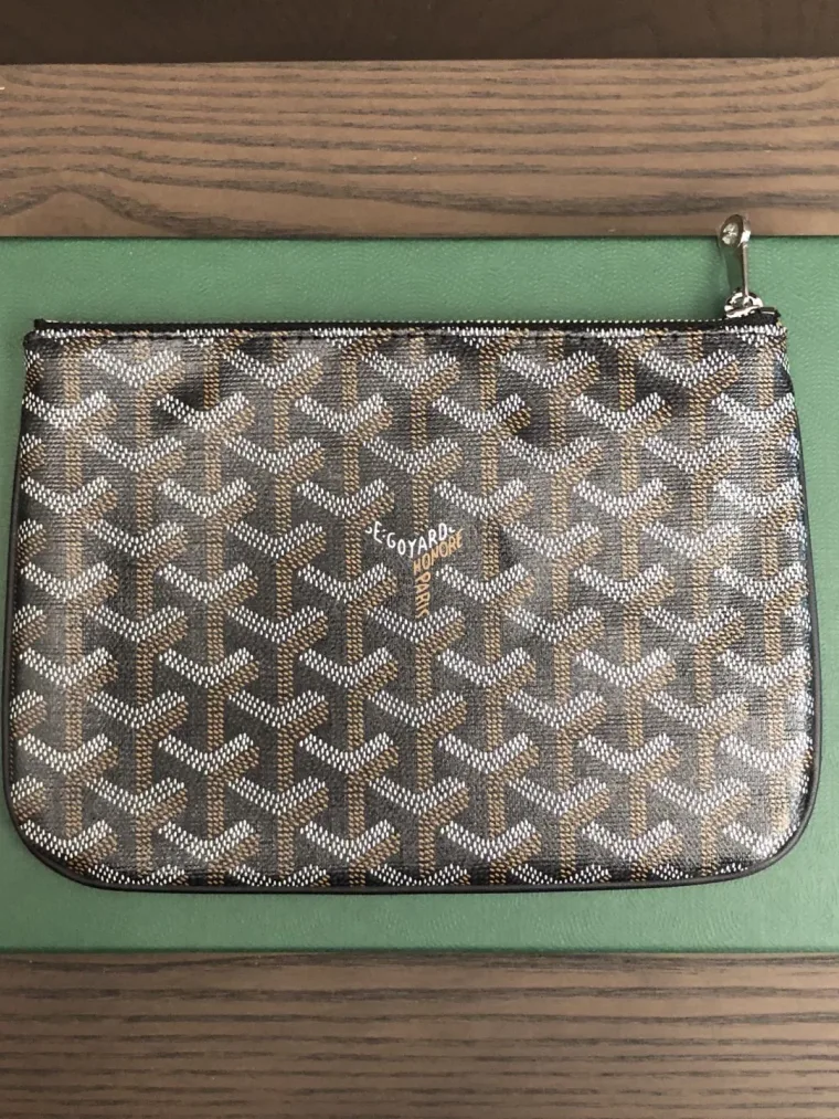 Goyard Senat