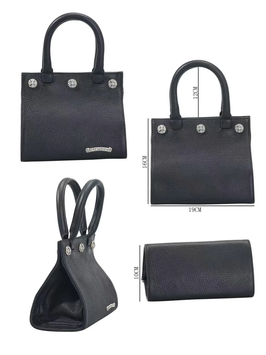 Фирменная гравировка на фурнитуре Chrome Hearts