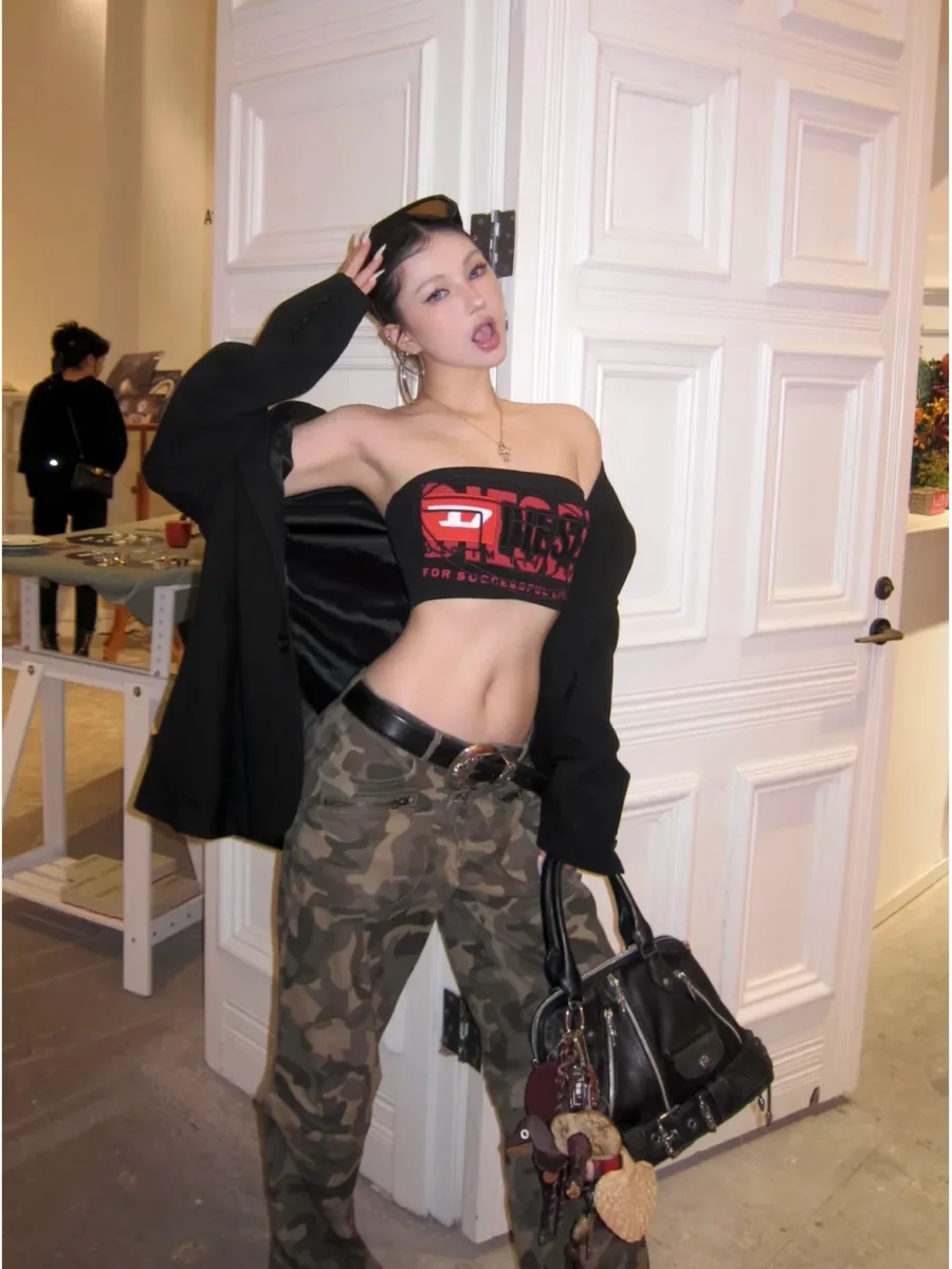 Внутренняя отделка и подкладка сумки Chrome Hearts