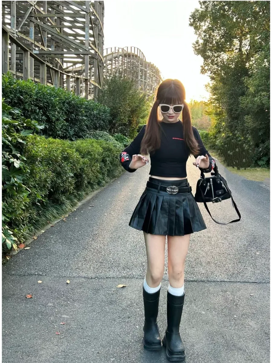 Вид сзади сумки Chrome Hearts замша