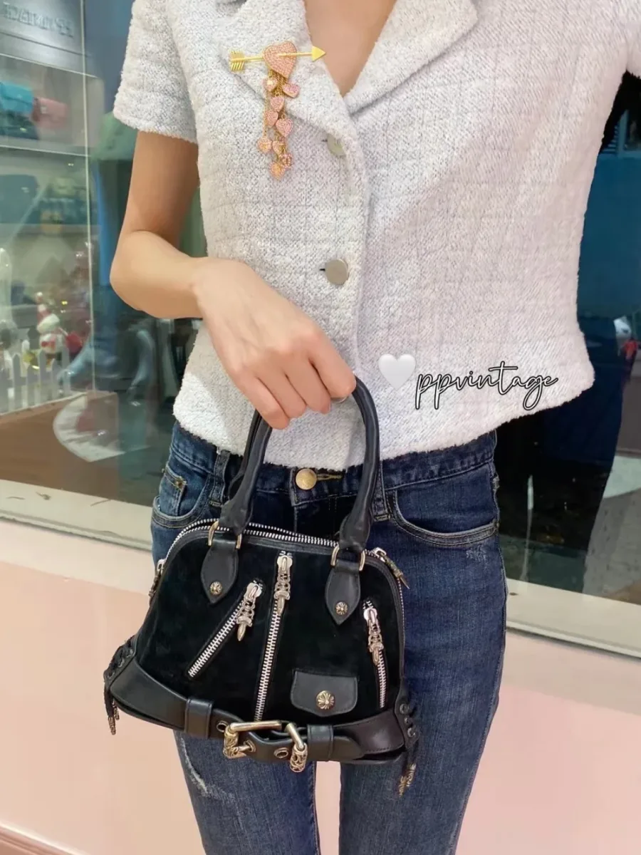 Общий вид сумки Chrome Hearts сверху