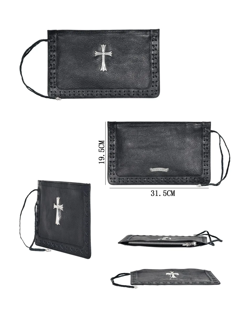 Крупный план серебряной молнии Chrome Hearts