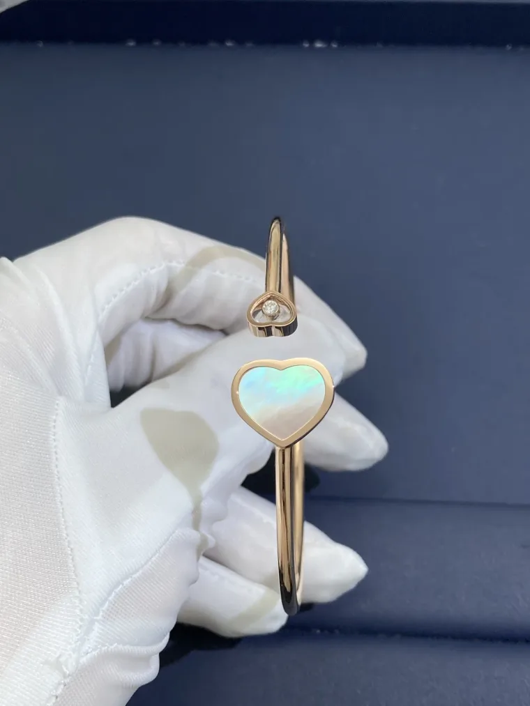 Chopard Браслет-кафф с сердцами