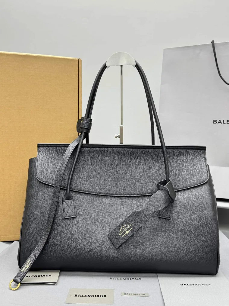 Balenciaga Carry All Large