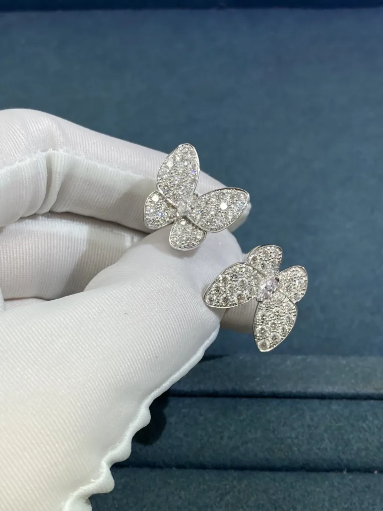 Van Cleef & Arpels Кольцо с двойной бабочкой