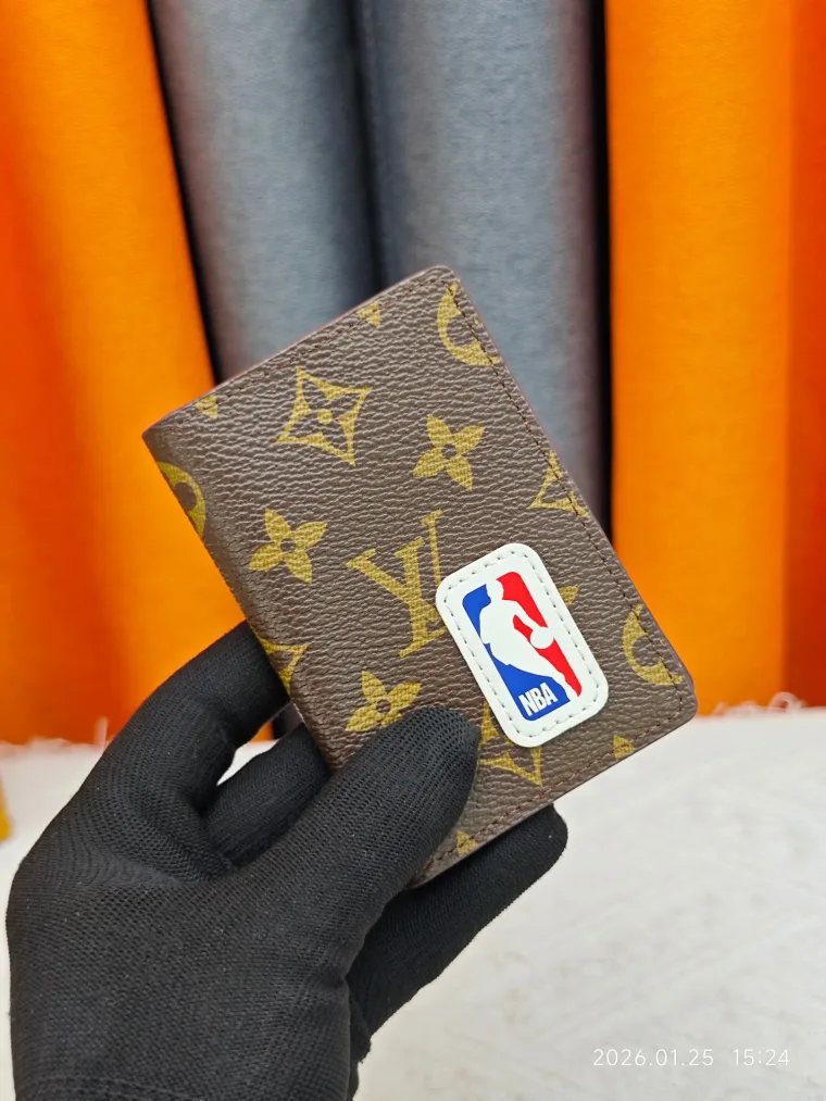 Louis Vuitton Кардхолдер