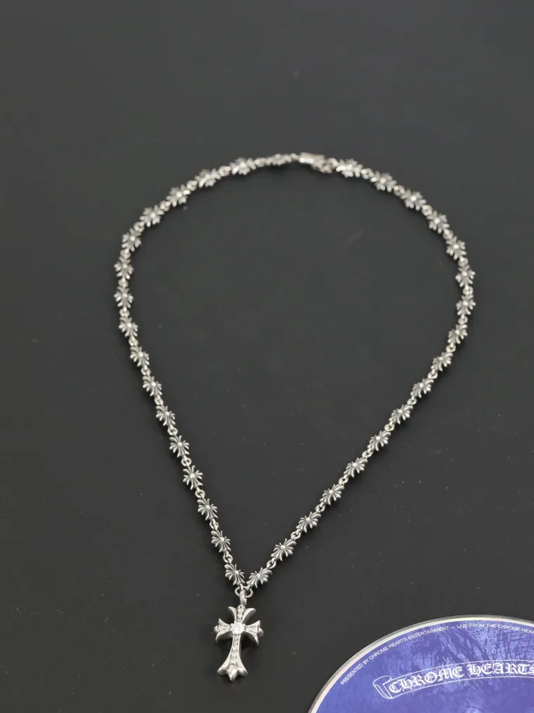 Chrome Hearts Колье с подвесками-крестами
