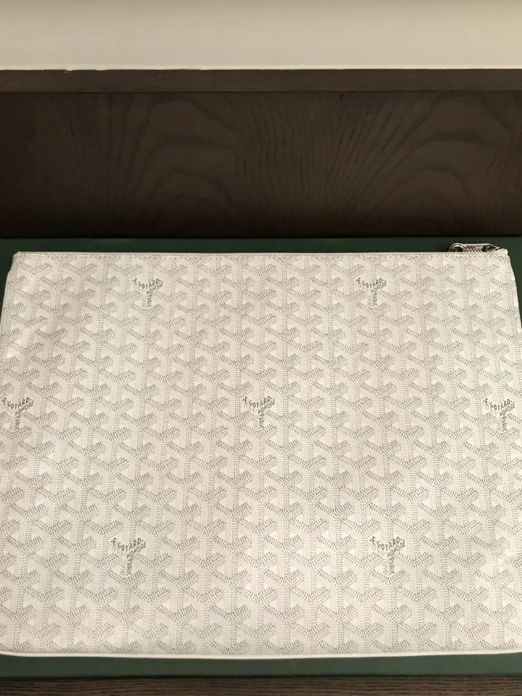 Goyard Saint Louis