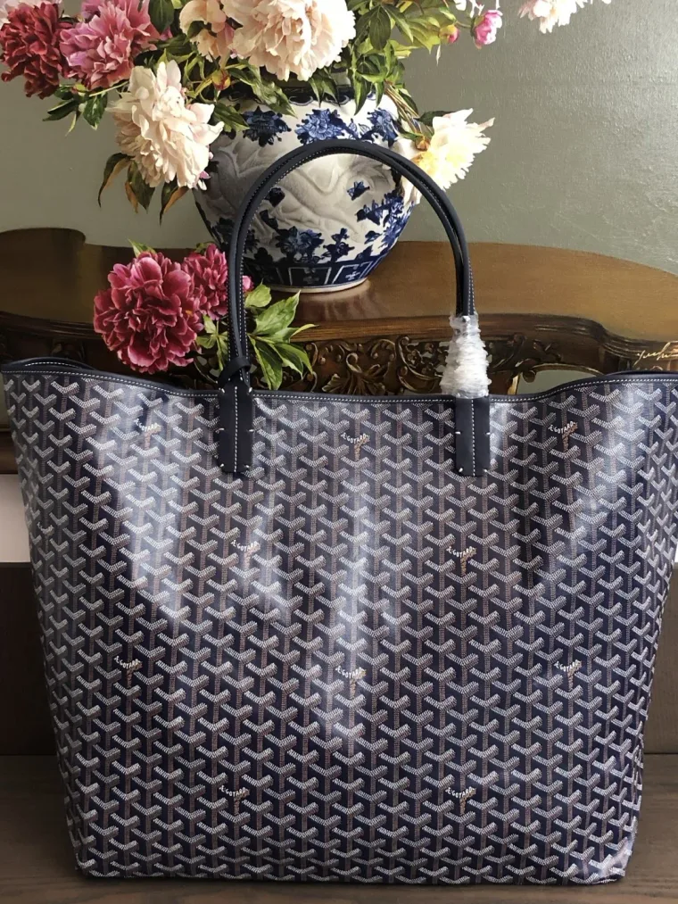 Goyard Saint Louis