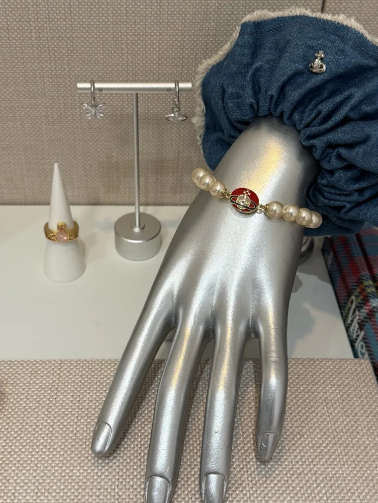 Vivienne Westwood Колье