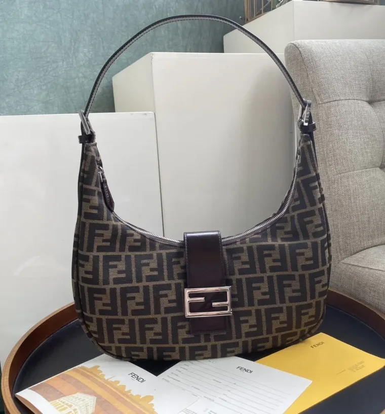 Fendi Baguette