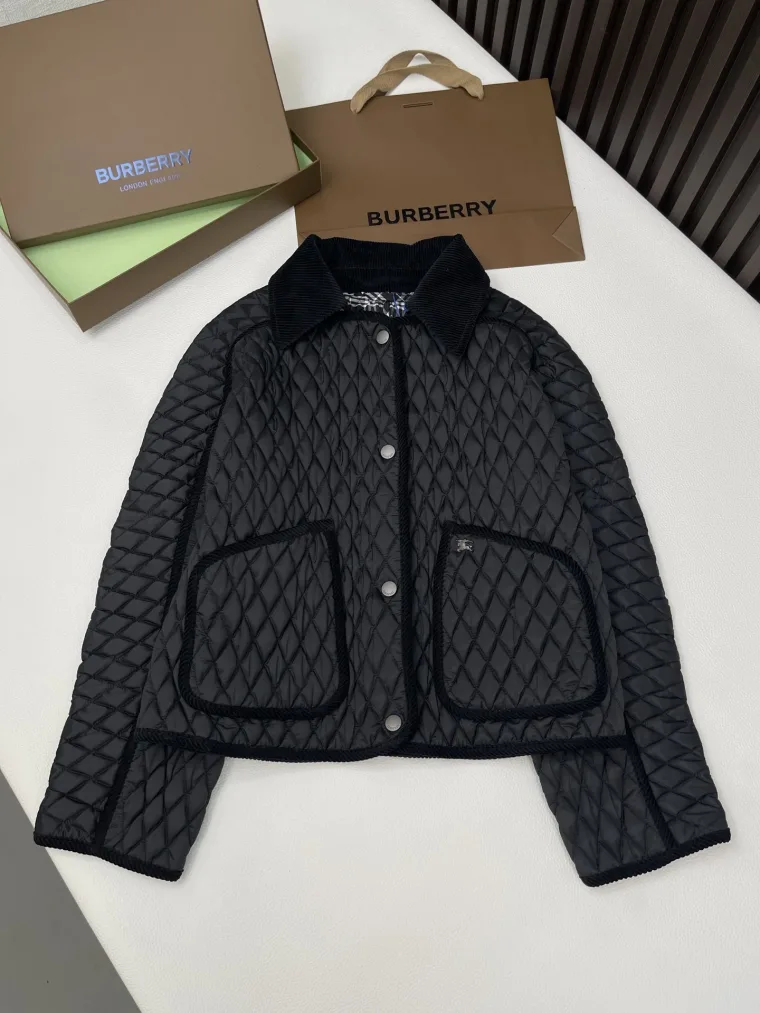 Burberry Куртка