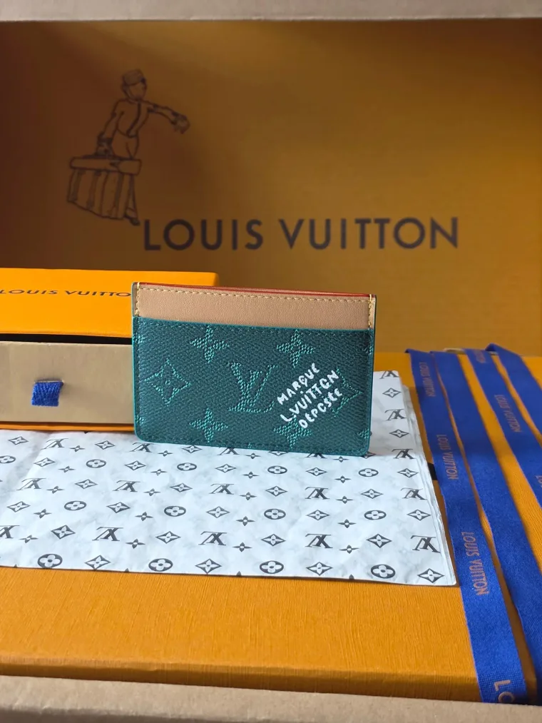 Louis Vuitton Кардхолдер