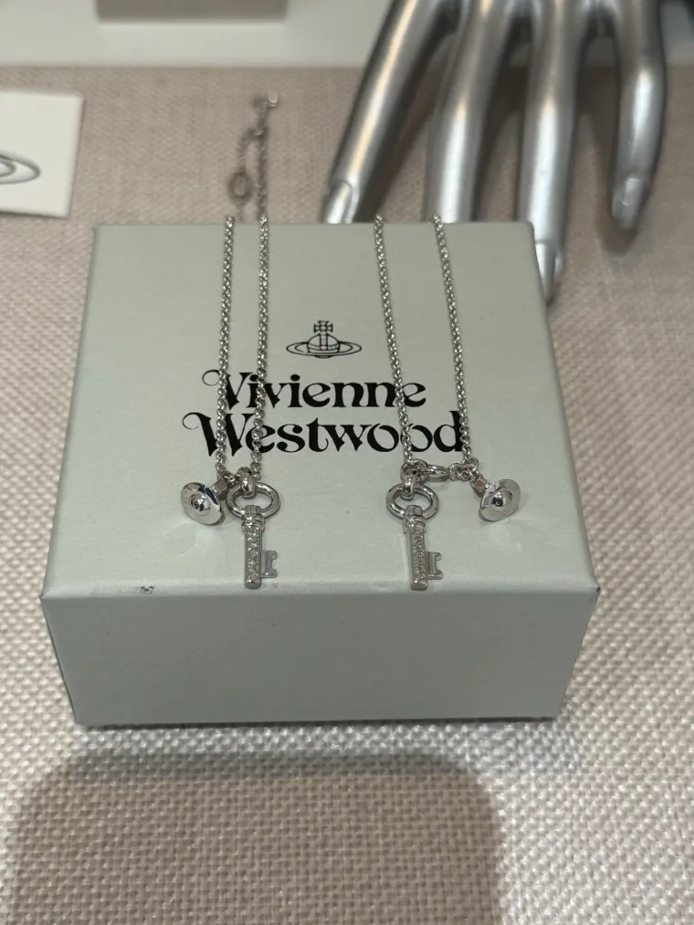 Vivienne Westwood Колье