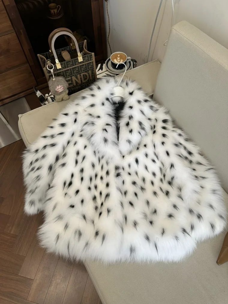 Fendi Шуба