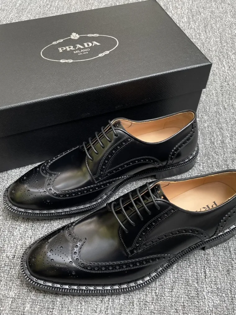 Prada Дерби
