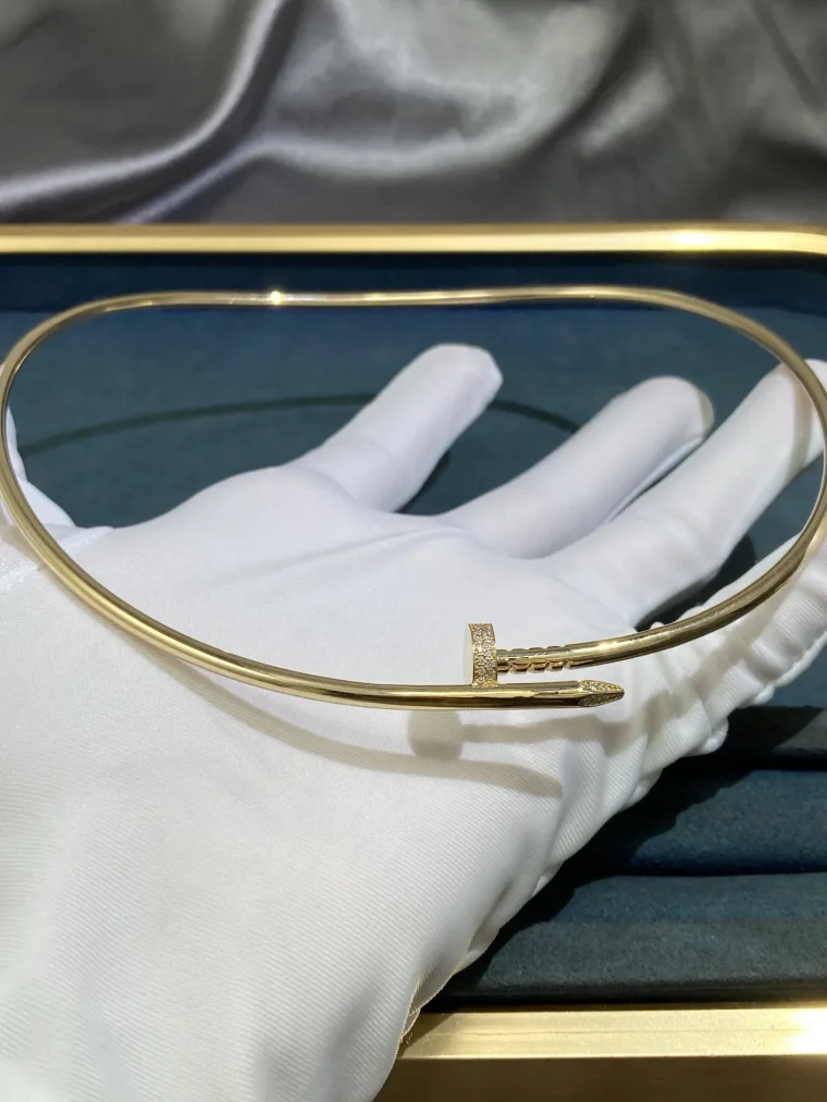 Cartier Колье-гвоздь с бриллиантами