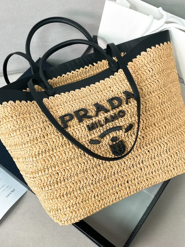Prada Panier