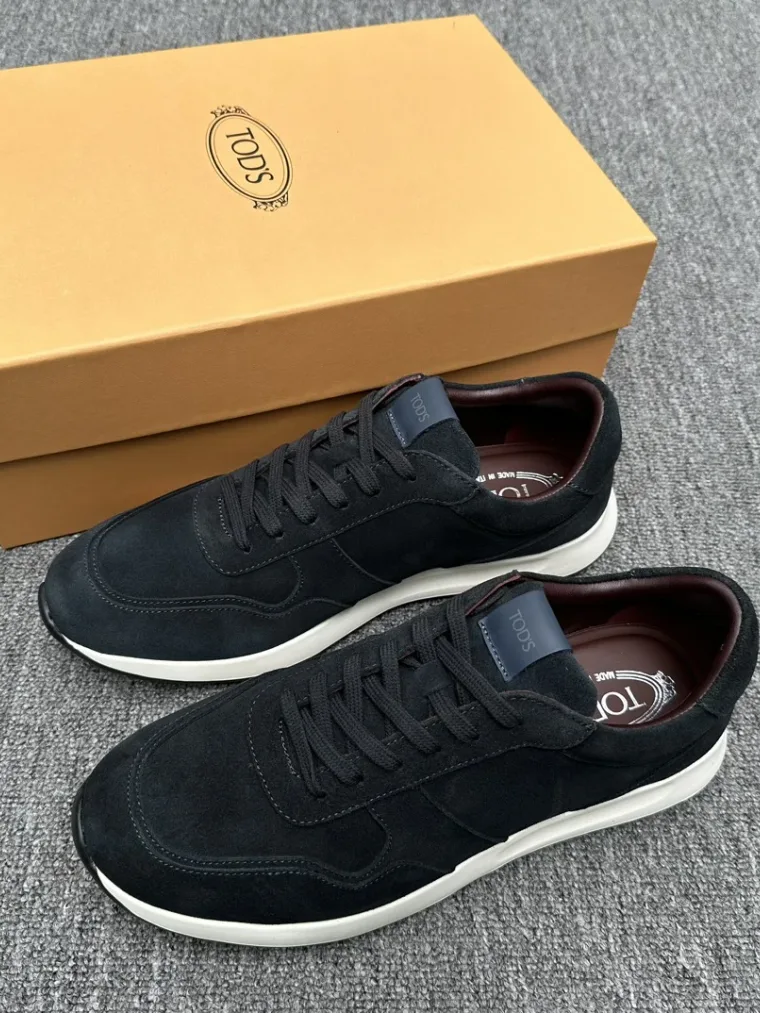 TODS Кроссовки