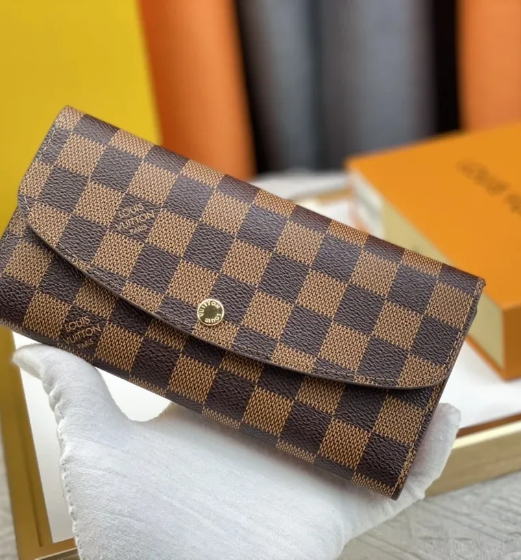 Louis Vuitton Кошелек