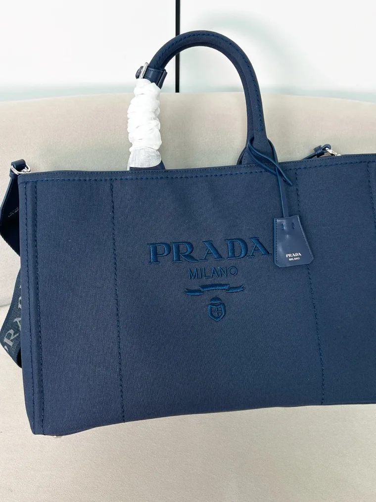 Prada Jardinere