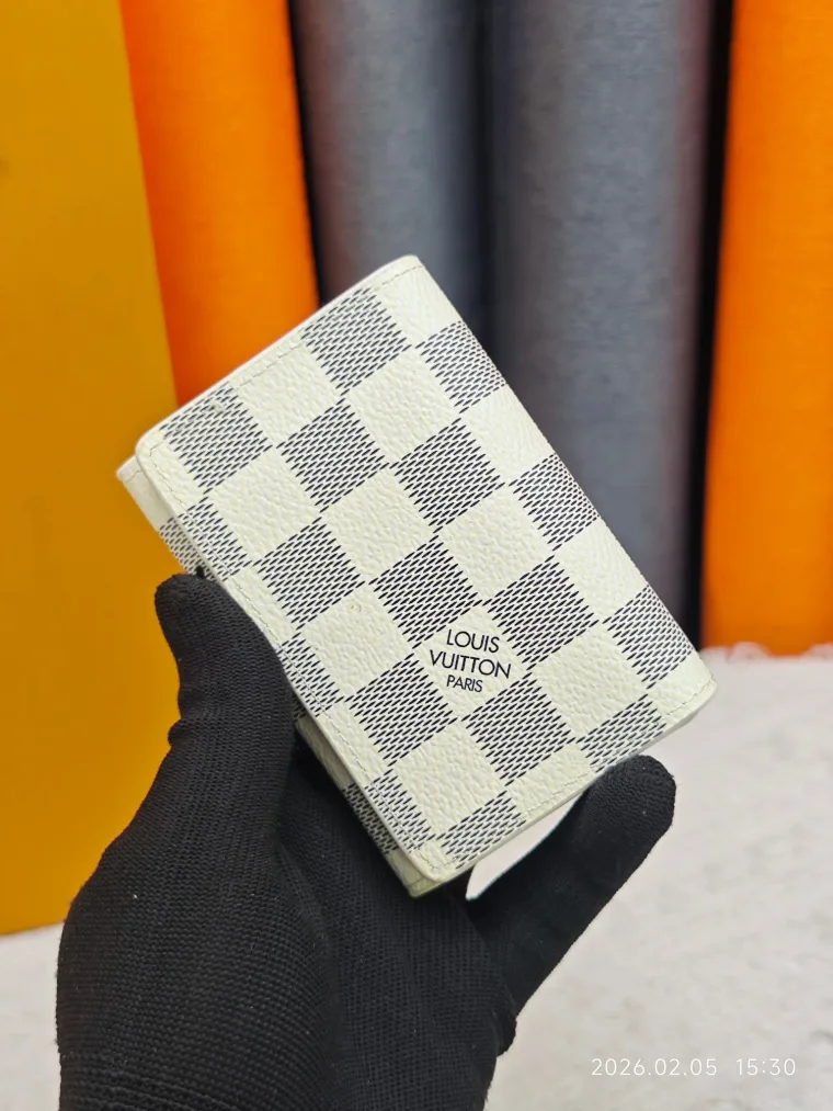 Louis Vuitton Кардхолдер