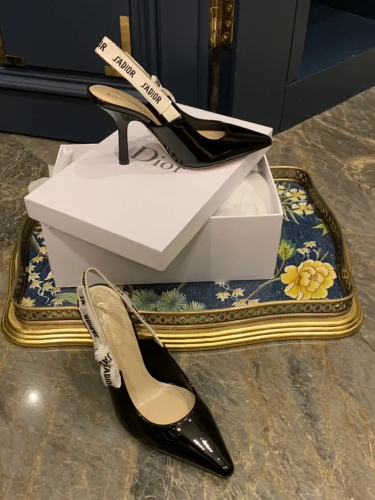 Dior Чёрные лакированные туфли J'Adior с открытой пяткой