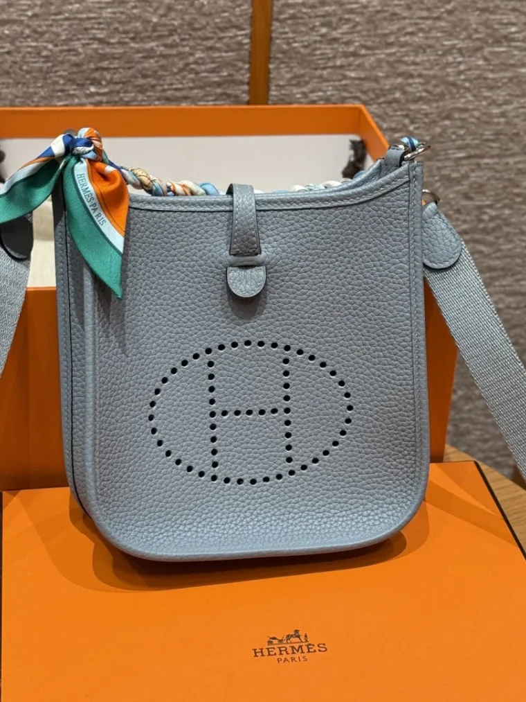 Hermes Evelyne 16