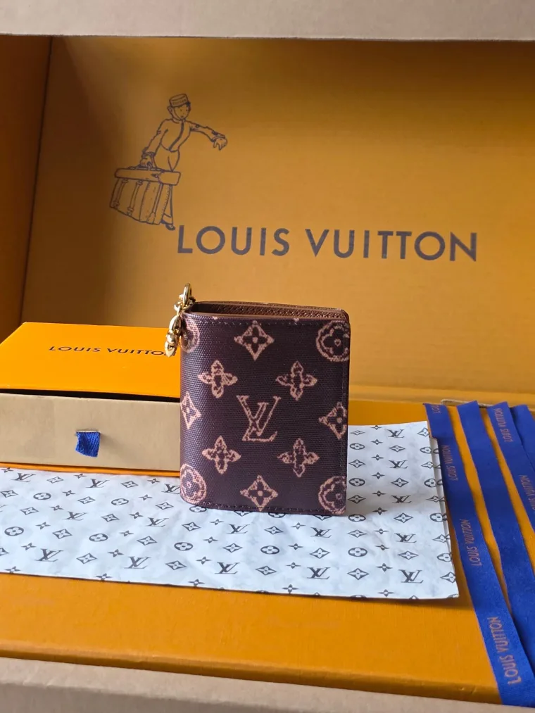Louis Vuitton Кошелек