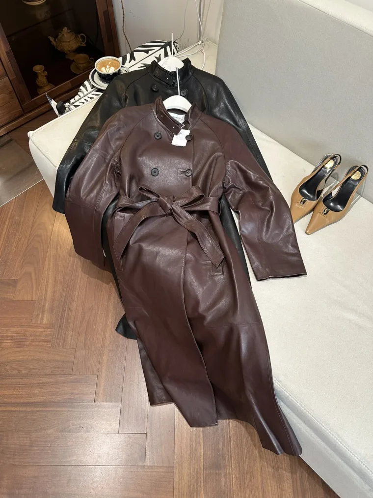 Brunello Cucinelli Пальто