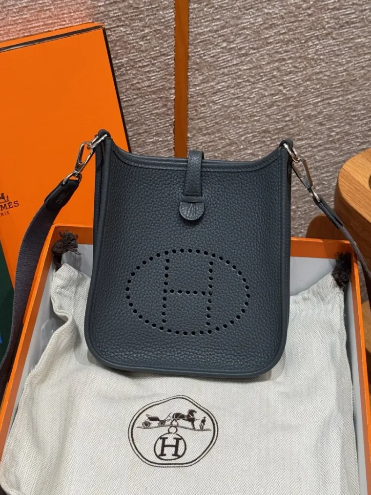 Hermes Сумка Evelyne 16 см Clemence 85/Ardoise