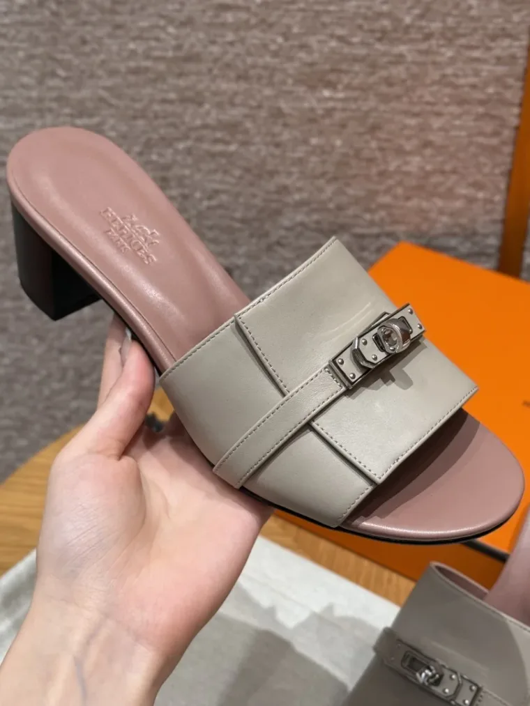 Hermes Туфли Gigi Kelly кожа Pebble Beige